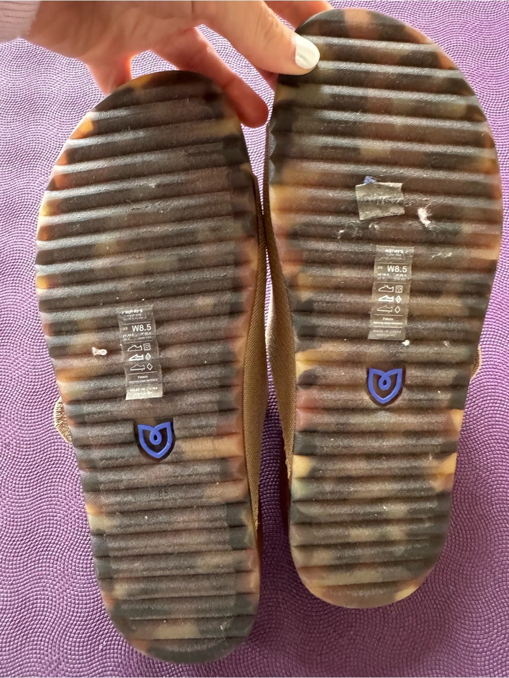 Rothy’s buckle slide sandal in the shade Dune - Picture 7 of 10